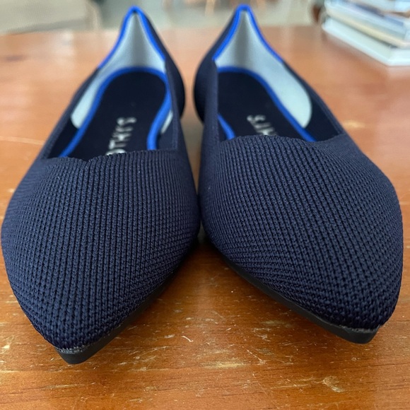 Rothy’s Women’s Navy Blue Point Toe Flats, Size 7 - Picture 6 of 6